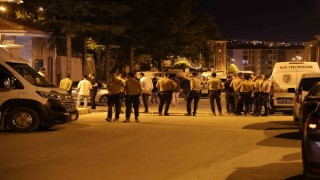 Elazığda iki aile arasında bıçaklı kavga : 3 yaralı