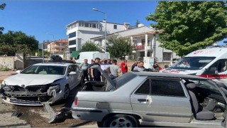 Elazığda trafik kazası: 3 yaralı