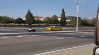 Elektrikli bisikletle ters yönde ilerlerken kameraya yakalandı