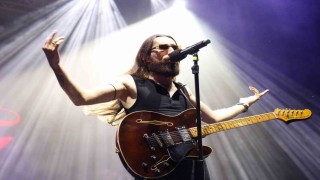 Emre Fel, DEMOT Fuarında nostaljiyi yaşattı
