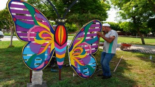 Erdemlide atık malzemelerle park ve bahçelere estetik dokunuş