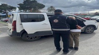 Erzincanda çeşitli suçlardan kesinleşmiş hapis cezası bulunan 18 aranan şahıs yakalandı