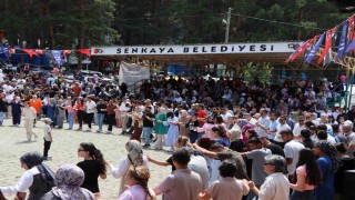 Erzurumda Bal Festivaline yoğun ilgi