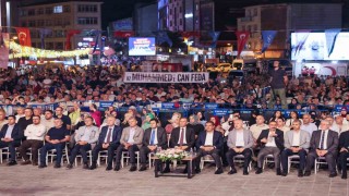 Esenlerde Peygamber Efendimiz için düzenlenen Naat Gecesine yoğun ilgi