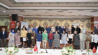 Esenyurt Belediye Başkan Vekili Can Aksoy özel gereksinimli bireylerin anneleriyle kahvaltıda buluştu