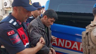 Eşini bıçaklayarak öldüren adam tutuklandı