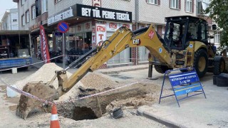 ESKİnin altyapı çalışmasında göçük: 2 yaralı