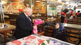 Eskişehirli çift 54 yıldır bütün zorlukları el ele atlatıp aşklarını ilk günkü gibi yaşıyor