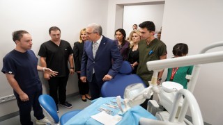 EÜ Diş Hekimliği Fakültesi, modern eğitimiyle geleceğin hekimlerini yetiştiriyor