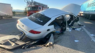 Evlilik iznine çıkan üsteğmen ve eşini trafik kazası ayırdı