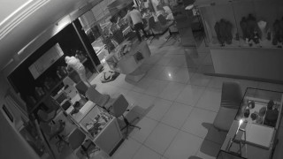 Fatihte şüpheliler kuyumcudan 600 bin dolar değerinde ziynet eşyası çaldı