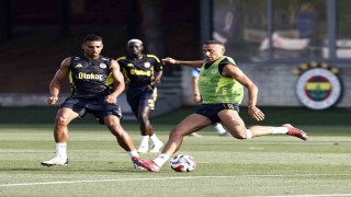 Fenerbahçe, hazırlıklarına Samandırada devam etti
