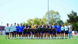 Fenerbahçe Kadın Futbol Takımı, yeni sezon hazırlıklarına başladı