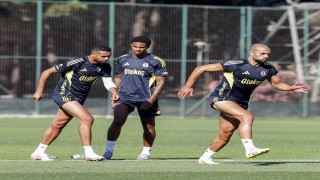 Fenerbahçe, yeni sezon hazırlıklarını sürdürüyor