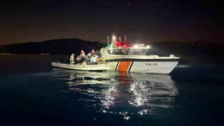 Fethiyede 33 düzensiz göçmen ve bir göçmen kaçakçısı yakalandı