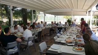 Fikir sofrası buluşmaları devam ediyor