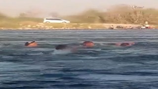 Fırat Nehrinde 3 kişi boğulmaktan son anda kurtardı