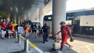 Galatasaray, Avusturyaya gitti