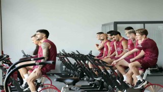 Galatasaray günü çift idmanla tamamladı