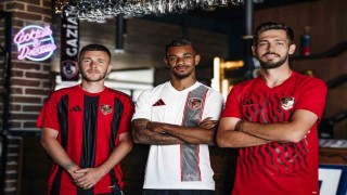 Gaziantep FK, yeni sezon formalarını tanıttı