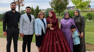 Gaziantep’te Yeni Evlilere Ücretsiz Fotoğraf Çekimi Desteği