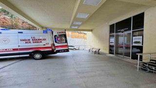 Gazipaşada inşattan düşen işçi ağır yaralandı