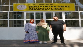 Gediz Anadolu Lisesi öğrencilerinden YKSde tarihi başarı