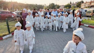 Gedizde 20 çocuk sünnet ettirildi