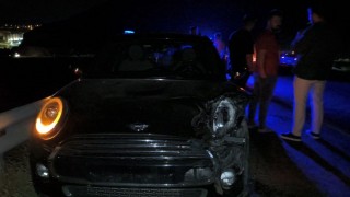 Gercüşte iki araç kafa kafaya çarpıştı