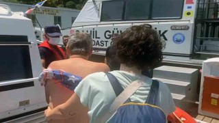 Gezi teknesinde yaralanan vatandaşın tıbbi tahliyesi gerçekleştirildi
