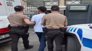 Göçmen kaçakçısı polisten kaçamadı