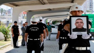 Görevi başında kalp krizi geçiren polis memuru şehit oldu