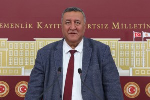 Gürer: Ekonomide Kriz Her Sektöre Yayıldı