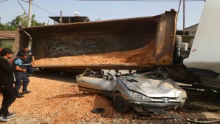 Hafriyat kamyonunun ezdiği otomobilden yaralı kurtulan sürücü, Fotoğraflara bakınca ben buradan nasıl çıktım diye kendime soruyorum