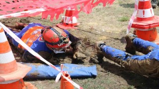 Hakkari UMKE ekibinden tatbikat