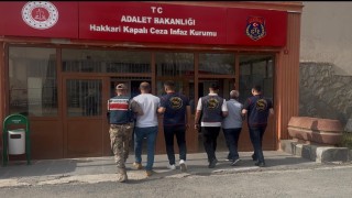 Hakkaride kesinleşmiş hapis cezası olan 2 kişi yakalandı