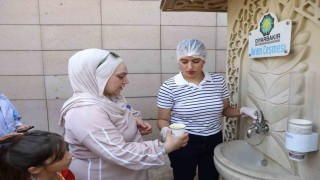 Hastalara limonata ikramı