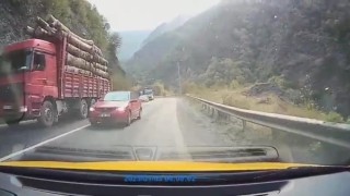 Hatalı sollama yapan sürücüye 4 bin 334 TL para cezası