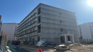 Hayraboluda 12 sınıflı okulun inşaatı sürüyor