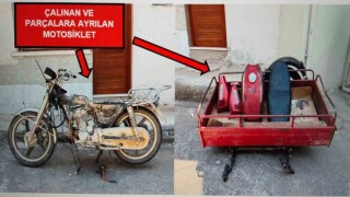 Hırsızların çalıp parçaladığı motosikletleri jandarma bulup sahiplerine teslim etti