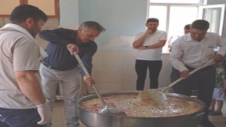 Hisarcık Kutluhallar köyünde 15 yıldan beri aşure geleneği sürdürülüyor