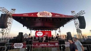 İBBnin düzenlediği Özgürlük ve Demokrasi Şenliği ilgi görmedi