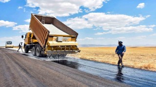 İki ilçeye bağlı 8 mahalle ve 11 mezra yolu asfaltlandı