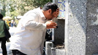 İrandaki aşırı sıcaklar su ve elektrik kesintilerine yol açtı