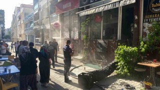 İş yerinin mutfağındaki yangın panikletti