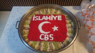 İslahiye Cumhuriyet Başsavcısından çalışanlara aşure ikramı