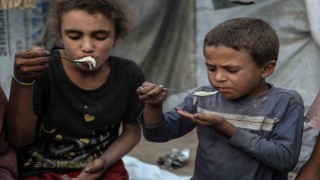 İsrail Gazzede yardım dağıtım noktasını vurdu: 58 ölü