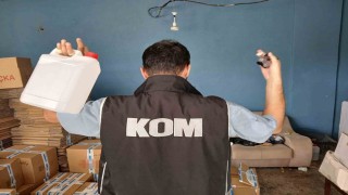İzmirde depoda ele geçirilen 5 ton sahte alkole 1 tutuklama