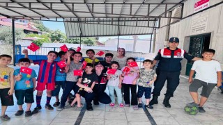 Jandarmadan Sökede çevre bilinci ve yangın uyarısı