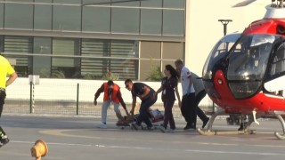 Kamyon ile otomobil çarpıştı: 2 polis yaralı